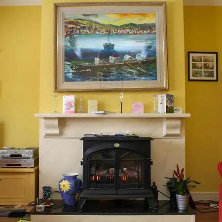Dingle Bambury House Accommodation 딩글